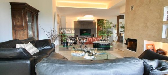 3 Schlafzimmer Wohnung in Carate Brianza, Italy, Nr. 258858 31