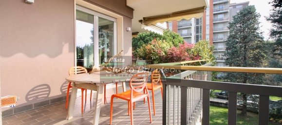 3 Schlafzimmer Wohnung in Carate Brianza, Italy, Nr. 258858 3