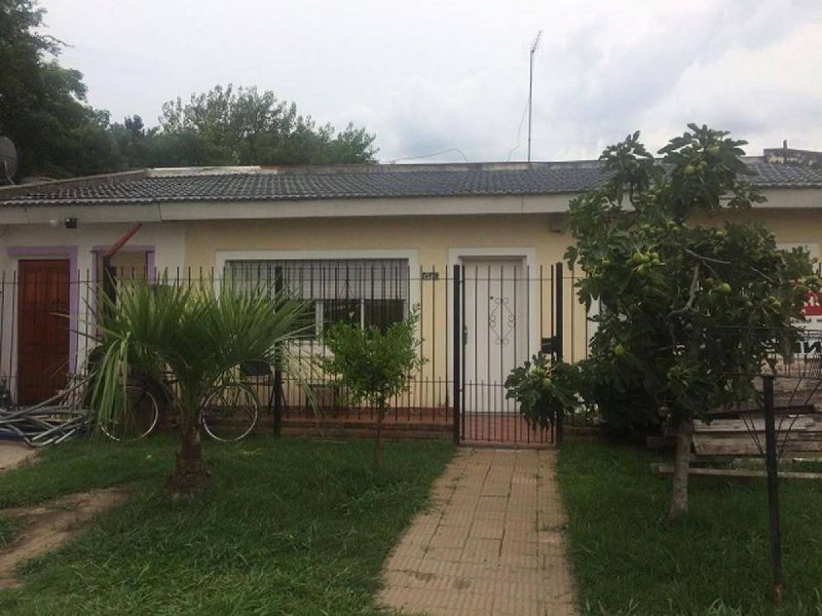 3 bedrooms House in Moreno, Argentina No. 97042