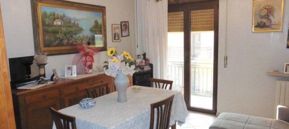 Apartamento de 4 habitaciónes en Nogarole Rocca, Italy No. 38947 2