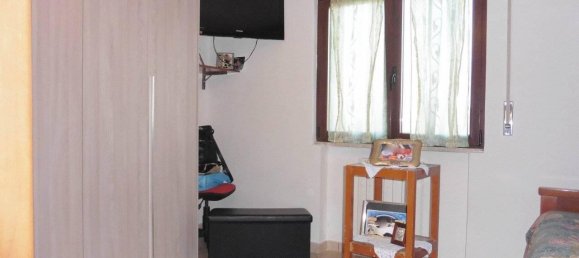 Apartamento de 4 habitaciónes en Nogarole Rocca, Italy No. 38947 17