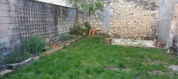 3 bedrooms House in Charente, France No. 305767 4