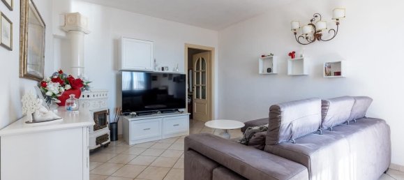 Квартира с 2 спальнями в Понтедера, Италия № 349835 18