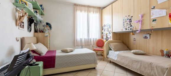 Квартира с 2 спальнями в Понтедера, Италия № 349835 7