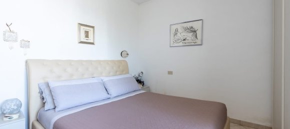 Квартира с 2 спальнями в Понтедера, Италия № 349835 4