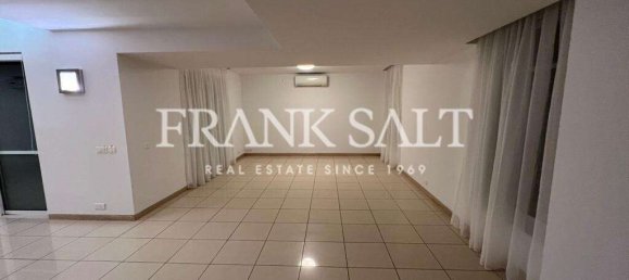 Villa de 4 dormitorios en Saint Paul's Bay, Malta No. 7771 10