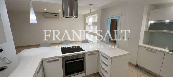 Villa de 4 dormitorios en Saint Paul's Bay, Malta No. 7771 9