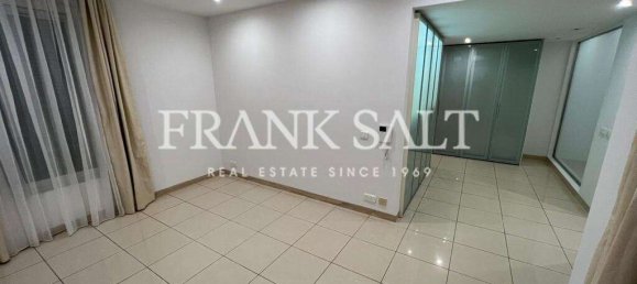 Villa de 4 dormitorios en Saint Paul's Bay, Malta No. 7771 16