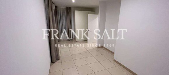 Villa de 4 dormitorios en Saint Paul's Bay, Malta No. 7771 22