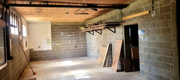 5 Schlafzimmer Haus in Alluyes, France, Nr. 103502 11