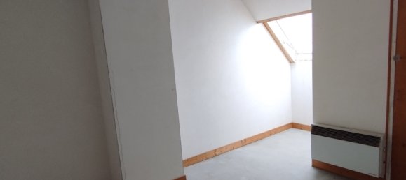 5 Schlafzimmer Haus in Alluyes, France, Nr. 103502 12