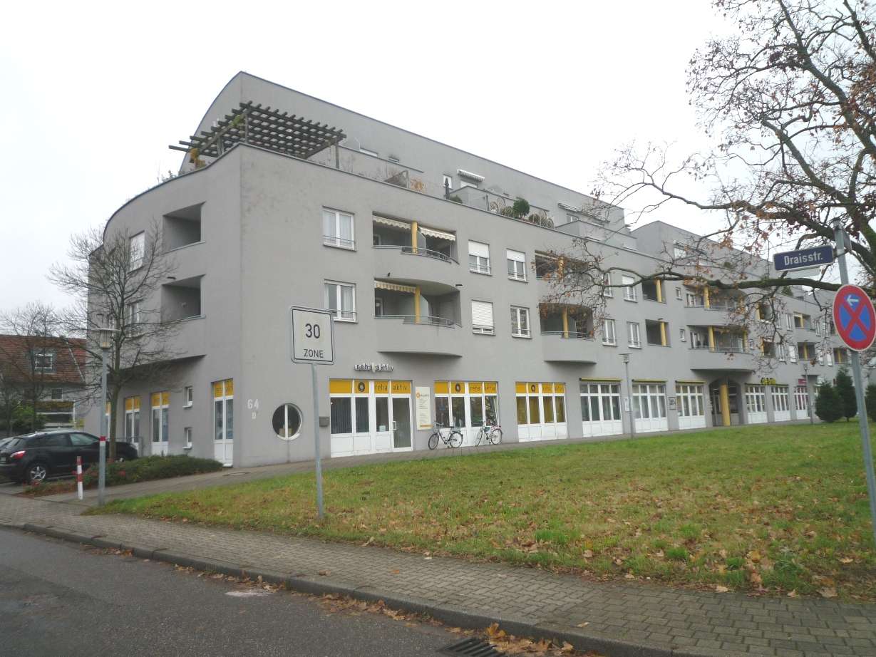 Ático de 1 dormitorio en Karlsruhe, Germany No. 240980