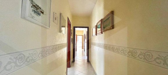 Apartamento de 4 habitaciónes en Bitritto, Italy No. 27780 26