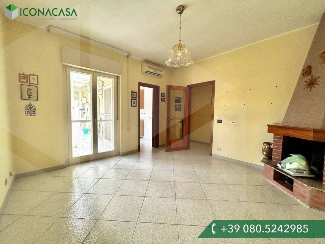 Apartamento de 4 habitaciónes en Bitritto, Italy No. 27780