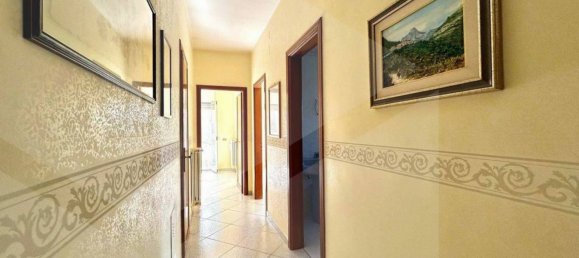 Apartamento de 4 habitaciónes en Bitritto, Italy No. 27780 15