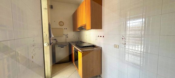 Apartamento de 4 habitaciónes en Bitritto, Italy No. 27780 31