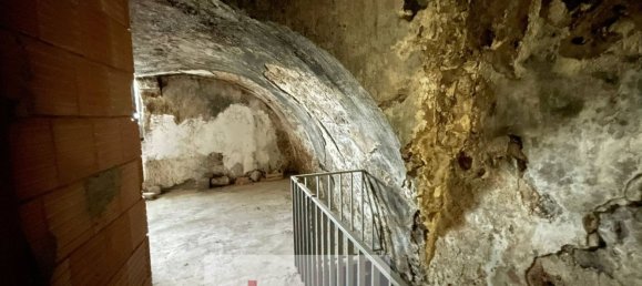 4 rooms House in Foglianise, Italy No. 263439 8