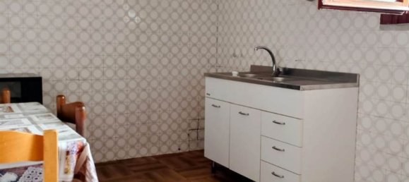 6 rooms Apartment in Follonica, Italy No. 42560 3