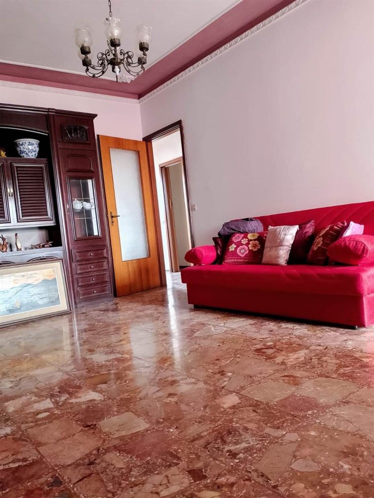 6 rooms Apartment in Follonica, Italy No. 42560