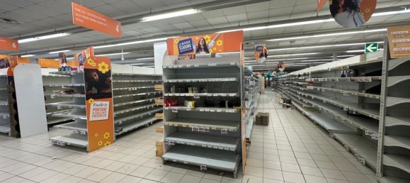 Коммерческая недвижимость 1760м² в Удине, Италия № 364723 10