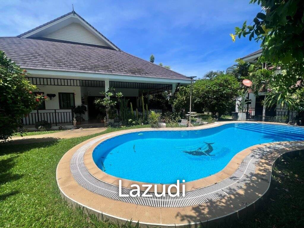 5 bedrooms Villa in Hua Hin, Thailand No. 24078
