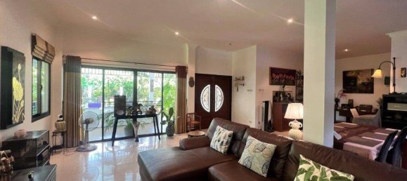 Villa de 5 dormitorios en Hua Hin, Thailand No. 24078 10