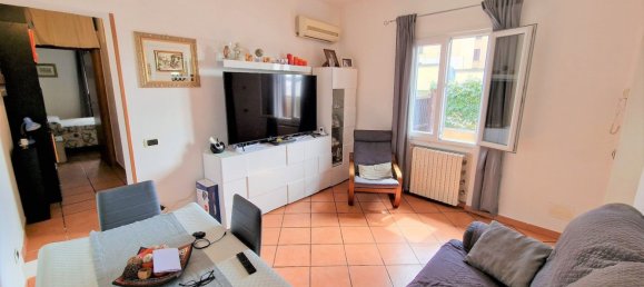 3 rooms House in Rome, Italy No. 34067 8
