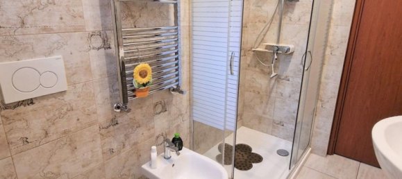 3 rooms House in Rome, Italy No. 34067 31