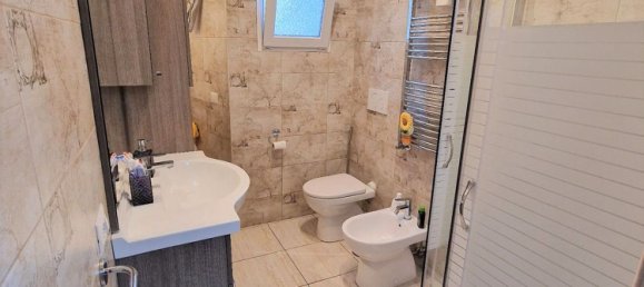 3 rooms House in Rome, Italy No. 34067 30