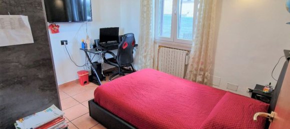3 rooms House in Rome, Italy No. 34067 27