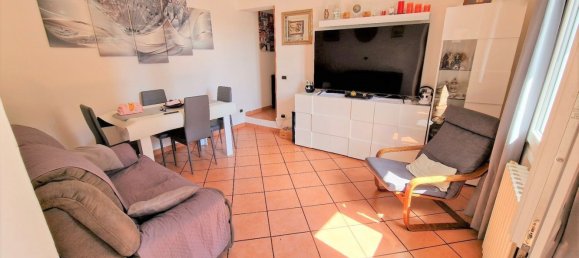 3 rooms House in Rome, Italy No. 34067 11
