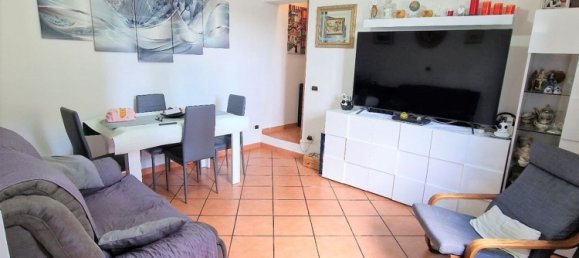 3 rooms House in Rome, Italy No. 34067 9
