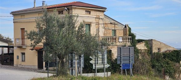 7-salle Maison à Lama dei Peligni, Italy No. 147985 12