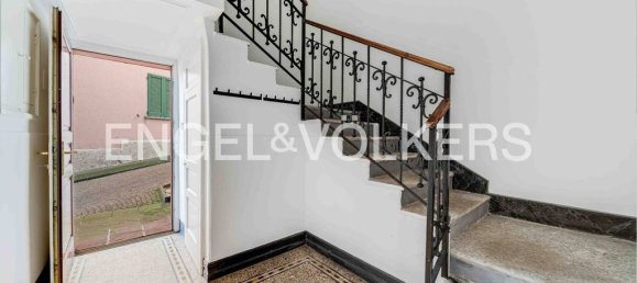 4 غرف نوم فيلا في Porto Ceresio, Italy رقم 62530 42