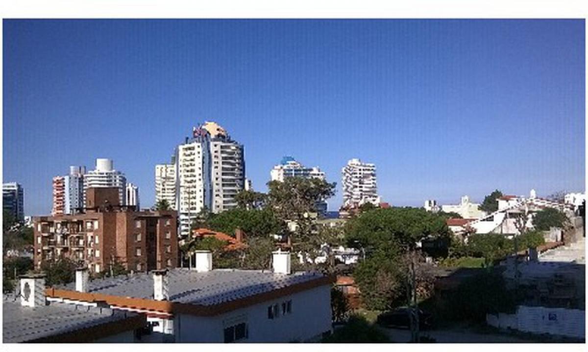 2 bedrooms Apartment in Maldonado, Uruguay No. 10946