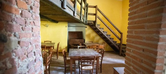 Propiedad comercial de 3 habitaciónes en Montalto di Castro, Italy No. 174370 23