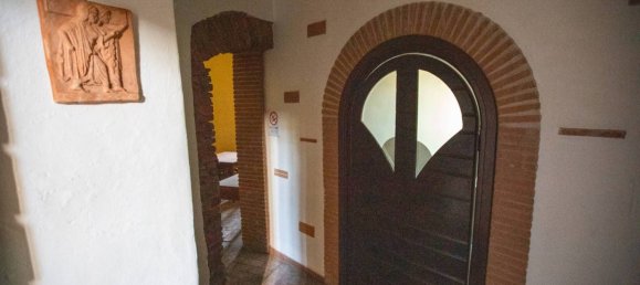 Propiedad comercial de 3 habitaciónes en Montalto di Castro, Italy No. 174370 22