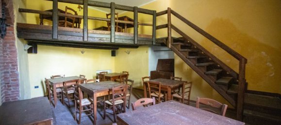 Propiedad comercial de 3 habitaciónes en Montalto di Castro, Italy No. 174370 24