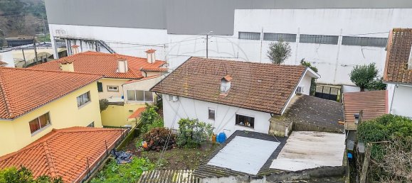 3 bedrooms House in Santo Tirso, Portugal No. 24892 2