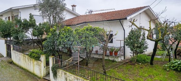 3 bedrooms House in Santo Tirso, Portugal No. 24892 6