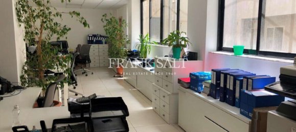 Bureau à Sliema, Malta 310m² No. 12295 8
