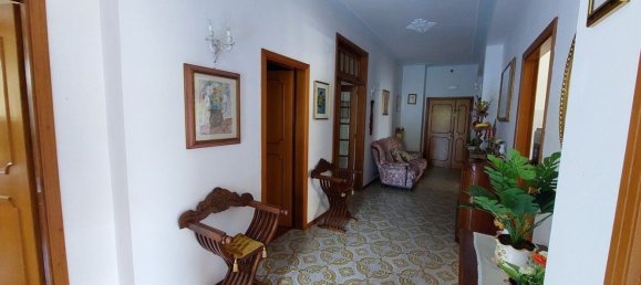 Квартира с 4 комнатами в Ареццо, Италия № 208832 6