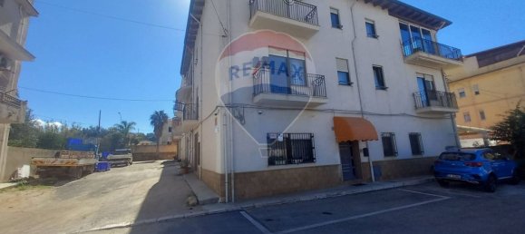 4 bedrooms House in Trappeto, Italy No. 62146 2