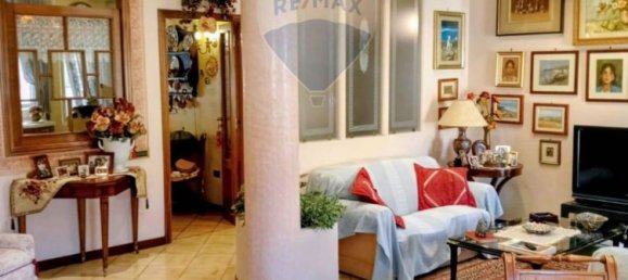 3 bedrooms Apartment in Naples, Italy No. 340034 11