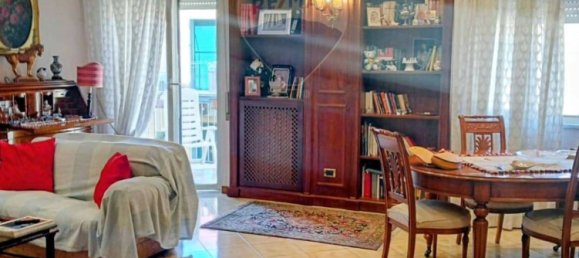 3 bedrooms Apartment in Naples, Italy No. 340034 7