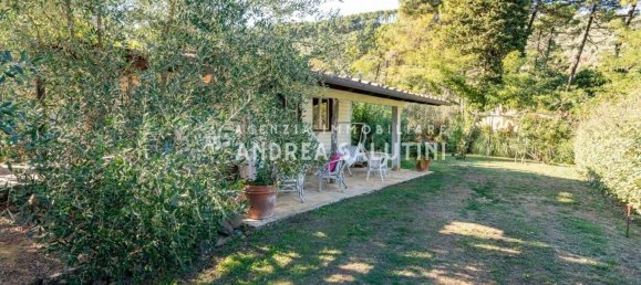 4 bedrooms House in Buti, Italy No. 15594 21