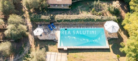 4 bedrooms House in Buti, Italy No. 15594 26