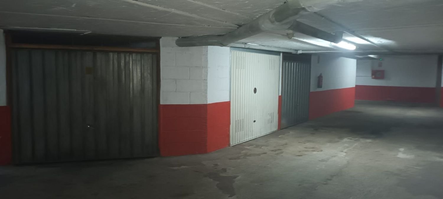 17m² Garage in Santander, Spain No. 281507