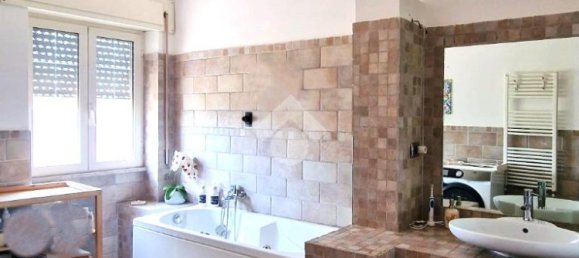 3 bedrooms Apartment in Latina, Italy No. 291924 12