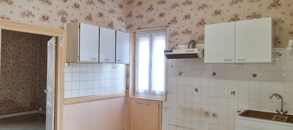 4 bedrooms House in Saint-Eloy-les-Mines, France No. 192317 7